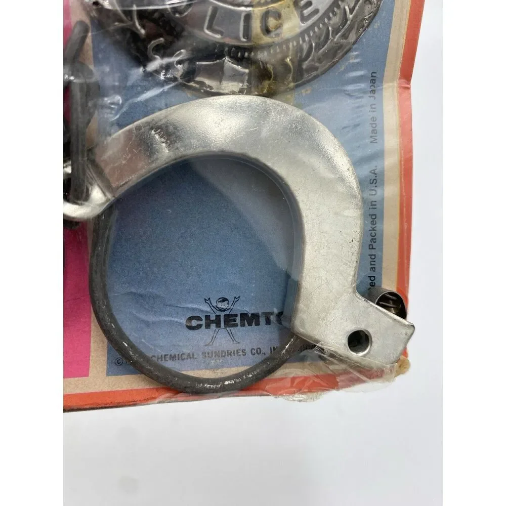 1968 Chemtoy Vintage Playset Police Badge And Cuffs Dress Up‎ Kit Costume
